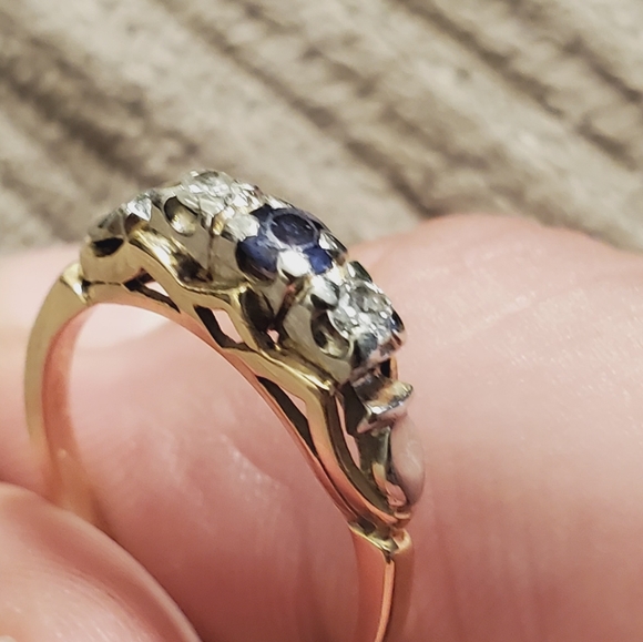 18k saphire dimond ring - Picture 2 of 5